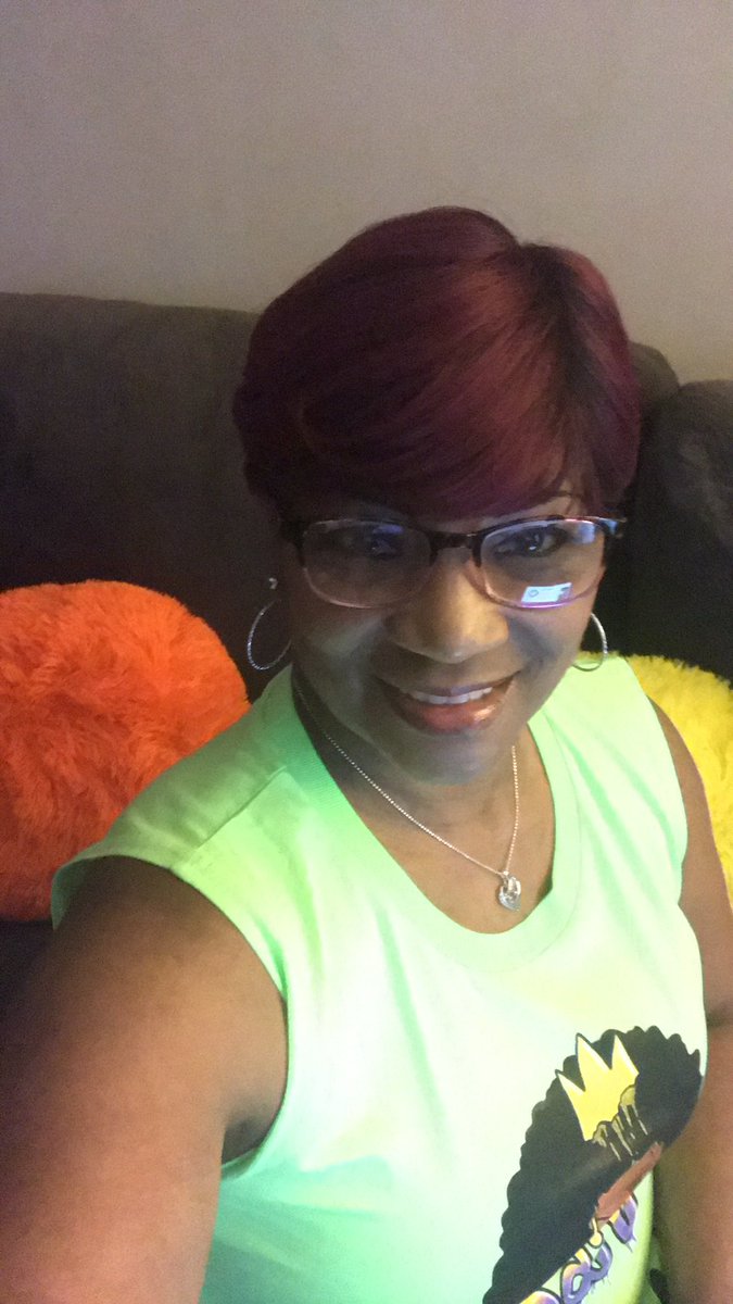 Hi I am Angela M. Robinson from North Springs Elementary #r2scms #NSECrickets