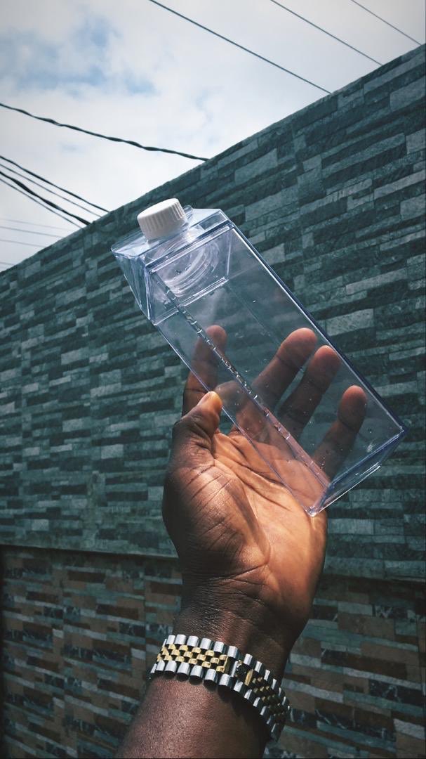 Clear Crystal bottle for sale (plastic and it’s reusable)PRICE: 4,000 (printing costs extra 2k)Available as seen, please retweet. Kindly send a dm to order.