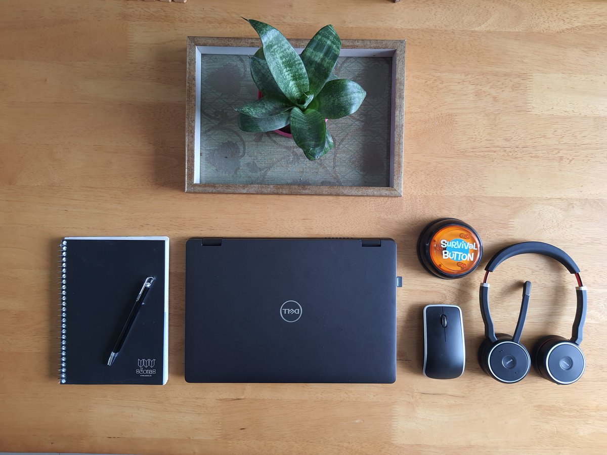 KaranSChawla's tweet photo. @IDeaS_TechCen @KlausKohlmayr The survival button is surviving with me. At my make shift home office! @gearheadutkarsh https://t.co/Efo2FxbLSk