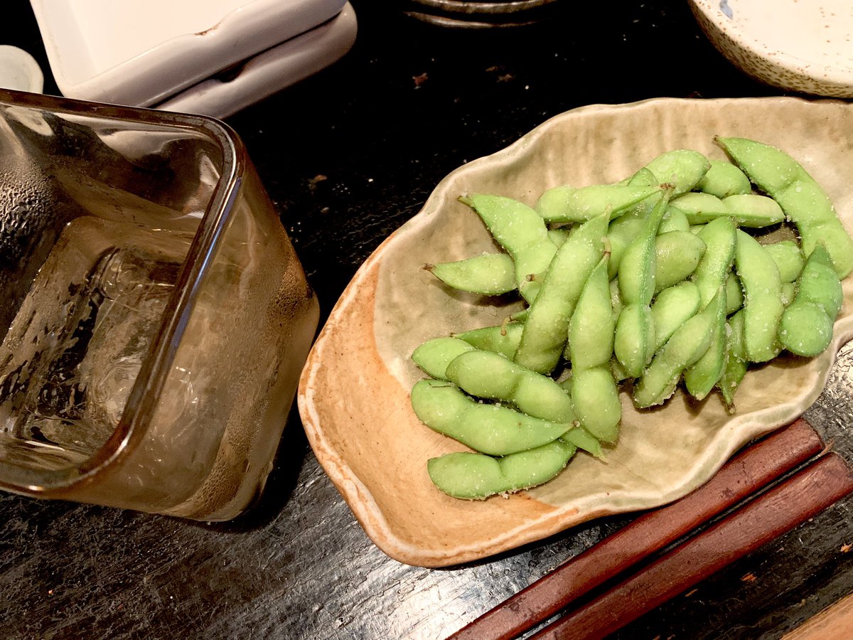 Koji_Oyama's tweet photo. とれたて枝豆で一杯。夏だねー
コリンキー、カレー、刺身、全て旨し
#SummerInTokyo https://t.co/7WkQbVukZ1