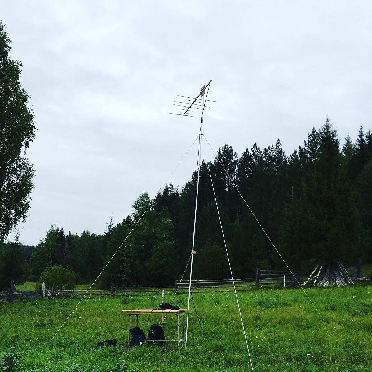 arthru's tweet photo. On August 1 and 2,2020,I took part in the all-Russian sports competitions in radio communication on VHF"Ural Cup". I used transceiver #FT897 (special thanks to RC9F). #73!
#R9FCY #радио #радиолюбитель #Certina #Yeasu #Ham #Hamradio #AmateurRadio #VHF #УКВ #ПолевойДень #FieldDay https://t.co/WMTW0J0KDc