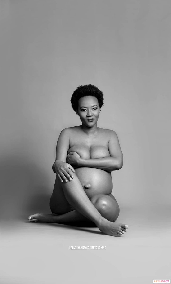 FlashedBySanele's tweet photo. Carriers of Life!
Women are a vessel of the highest holiness! They are owners of heaven for through their womb passes through Kings and Queens, World Conquers
#FlashedBySanele #AbutiKamera #AbutiSnepe #TiniTwitter #MaternityShoot #Retouching #Photography https://t.co/LvEEKAO0T5
