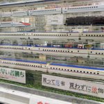 10年程前の にわかオタク の代名詞として ワンピース全巻持ってて という定番の比喩があったが今や長期連載すぎて違う話になったという話 Togetter