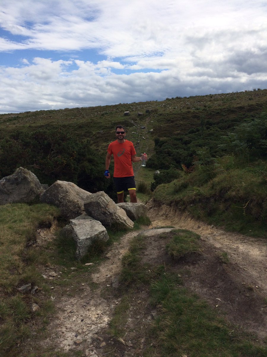 Ah... My average monthly elevation almost done in one 8-mile run ✅ Exploring some challenging hills of Wales. Great views &amp; fantastic weather. #loverunning #adventures #ukrunchat #CwmlickyPond