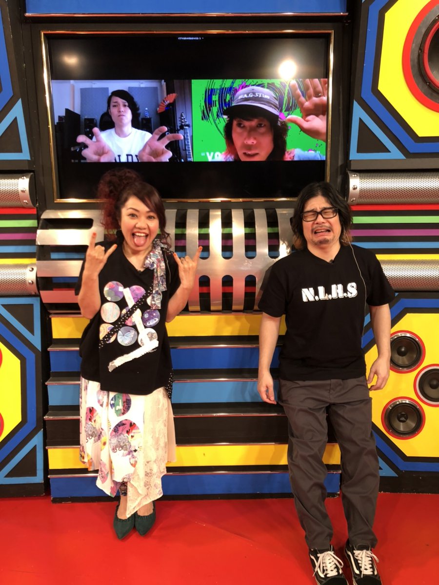 NAMBA69official's tweet photo. 【MEDIA INFO】
8/4(火) 22:00〜 スペースシャワーTV「モンスターロック」
※再放送あり
8/5(水) 20:00 New MV解禁！
8/9(日) 24:30〜 フジテレビ系「Love music」

どれも見逃せない内容になっています！
『FRIENDS』フラゲ日の本日は、22:00〜「モンスターロック」を要チェック！

#NAMBA69
#FRIENDS https://t.co/SNQQvFRM8R