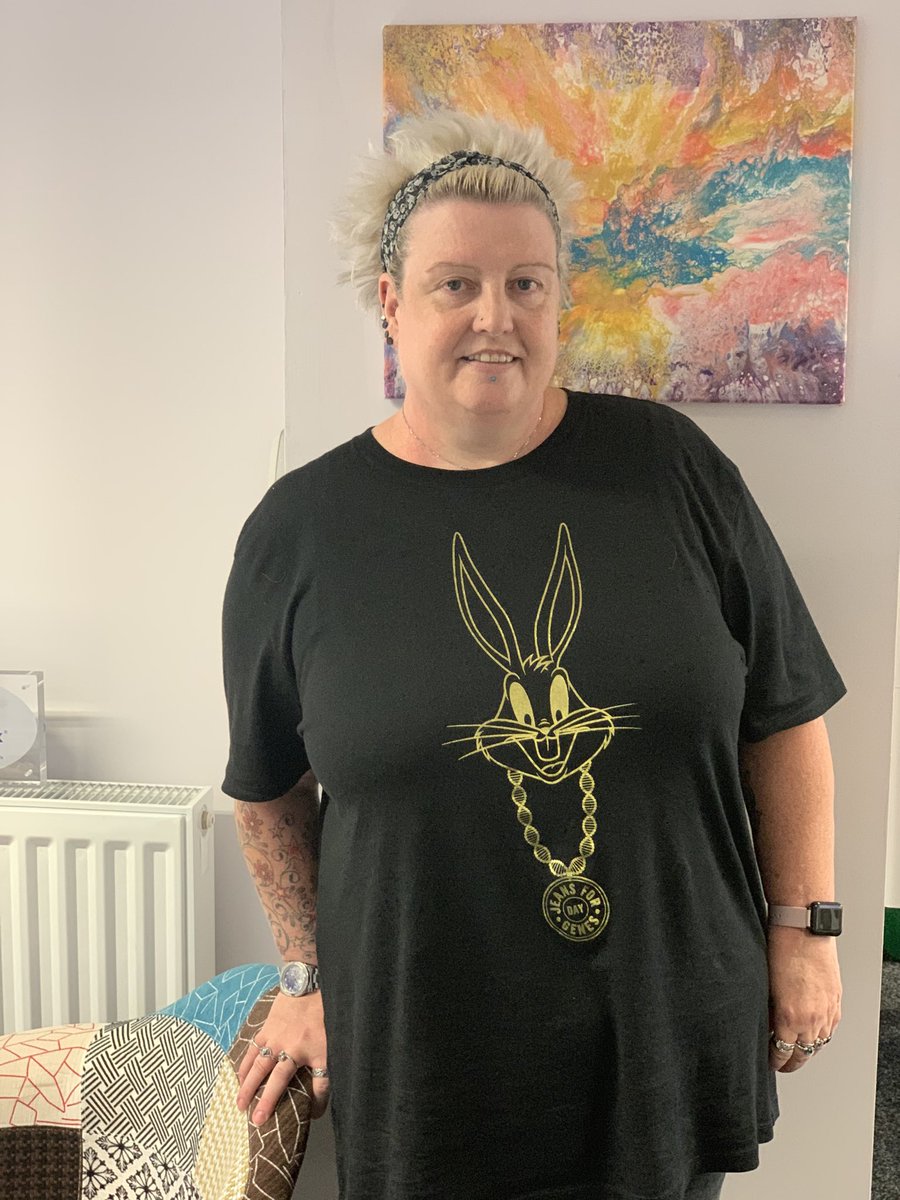 hellcat37's tweet image. #jeansforgenesxbugsbunny