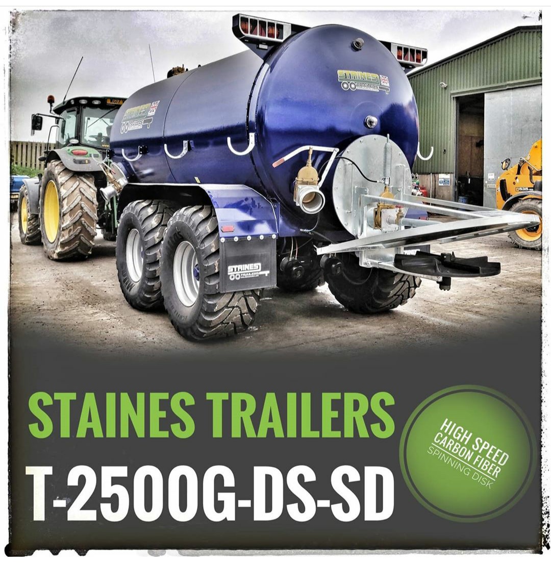 Stainestrailers's tweet photo. The Staines Trailers Carbon fibre dust suppression spinning disk system uses high speeds to atomise water into a fine mist trapping residual dust on haul roads and other dusty areas. Available for hire and sale on new and upgraded tankers
#stainestrailers #tanker #dustsuppression https://t.co/AmGOdgcRi8