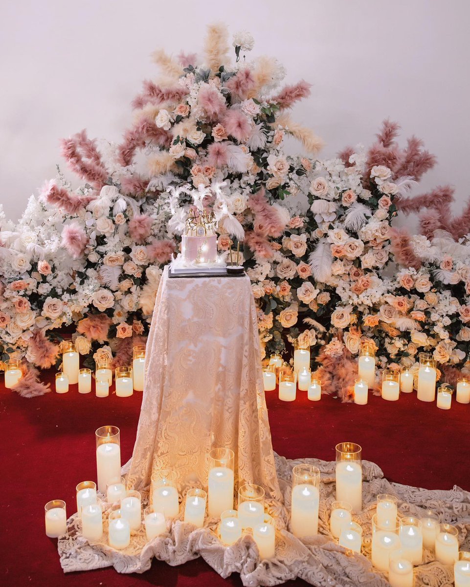 When the cake table space also doubles as an Instagram photo wall 🙌🏻 I think we nailed the brief perfectly on this one. #annawangstylist #sydneyevent #sydneywedding

See on Insta: zpr.io/HzTGf