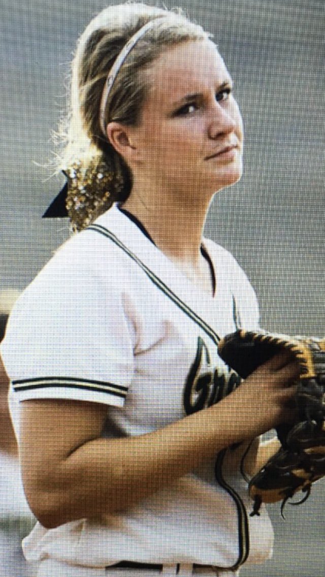 GraysonSoftball's tweet photo. How all coaches feel about picture day. https://t.co/GpilmncV4q