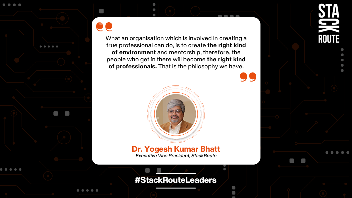 Stack_Route's tweet photo. Dr Yogesh Kumar Bhatt, our Executive Vice President, welcomes the new batch of #StackRouteLearners with an insight into our vision and philosophy.
#StackRouteLeaders
#StackRoute #fullstack #fullstackdeveloper #virtuallearning https://t.co/XzsVaEw9l6