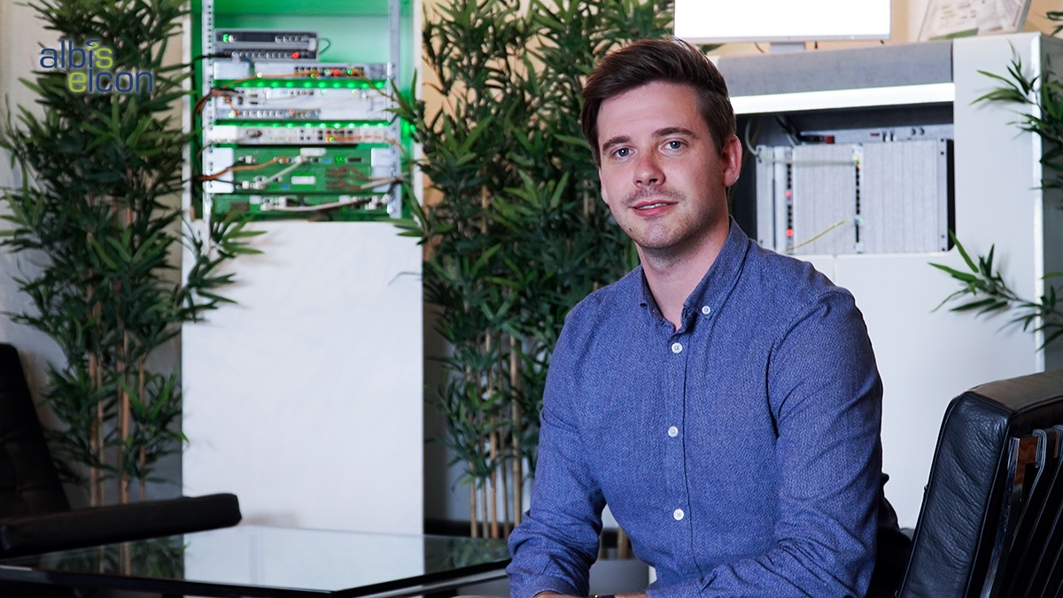 What is it like as a #workingstudent at albis-elcon? Oliver answered us this question in a short interview. The article is up now on our #blog. ➡️ albis-elcon.com/?p=17237