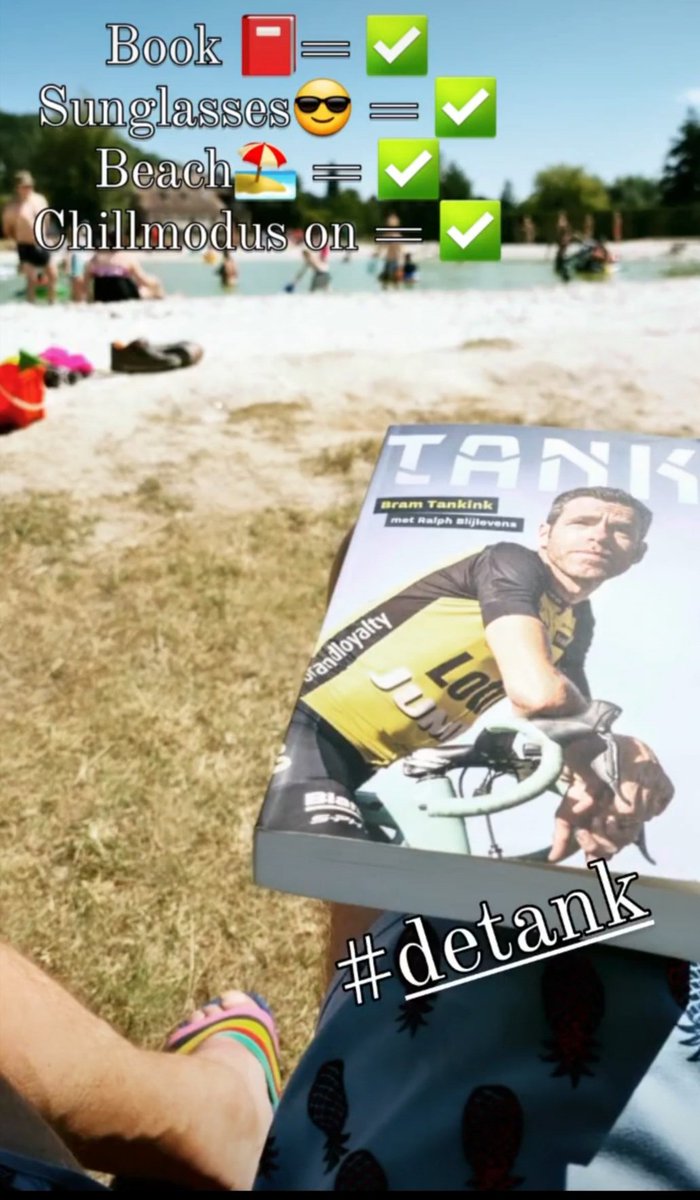 sp8nk's tweet photo. Eindelijk beginnen aan het boek over #detank #vivelafrance #vivelevélo
#heelbenieuwd #holiday #hoksebargeondermekaar😎 https://t.co/BlgIv7yDsw