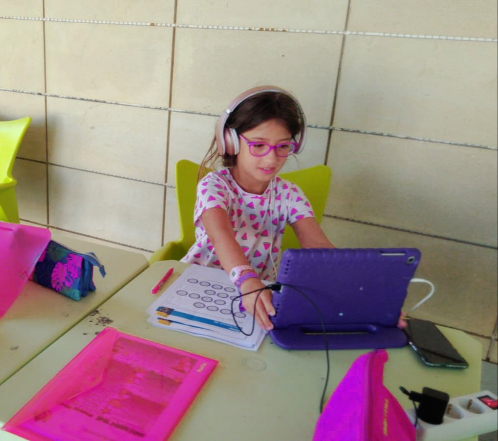 Enséñale que estudiar en su tiempo libre aquello que menos le gusta también es una forma de ocio... y le estarás consiguiendo más tiempo libre!!! 😍