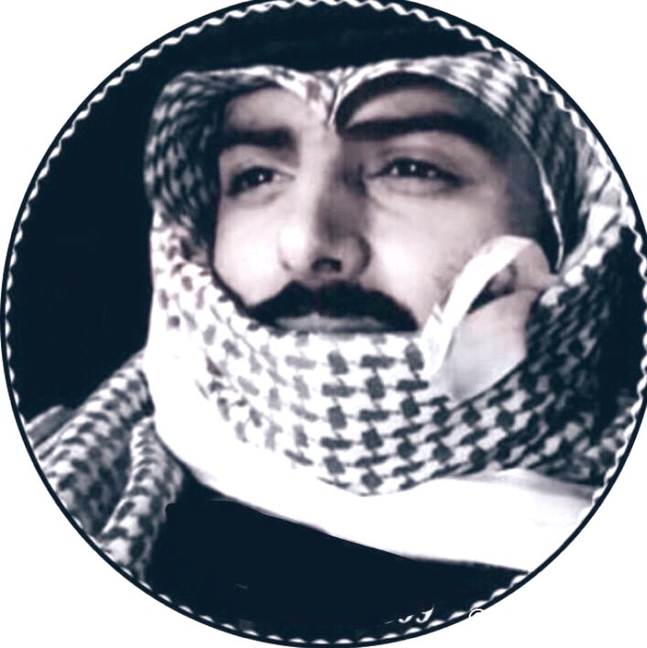 roz_511's tweet photo. يالله لاتورينا الجفا في #عيون صحيب
ولا ضحكة الشّامت ولا #هرجت المنّه
لا قَفّت #مجاهيمٍ عليها مزاهب طيب 
ي الله فـي  #مـغاتـيرٍ  تـدخلنّي الجنّة https://t.co/nWgTT0qkOJ