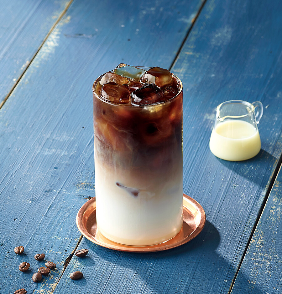 [출간 기념 RT 이벤트]

<언데드 쉘터>의 리디북스 출간을 축하해 주세요🎉
RT해 주신 분들 중 한 분께 돌체 콜드브루 한 잔을 보내 드립니다.
당첨자 발표는 8월 13일(목요일)!

한여름밤에 즐기는 좀비물과 함께🌪️