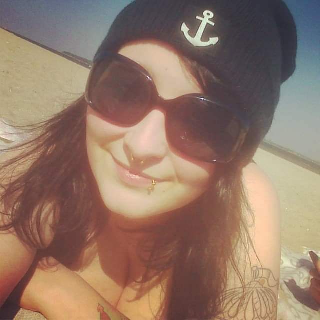 ich möchte wieder 22 sein und mit Mütze am Strand liegen. :(