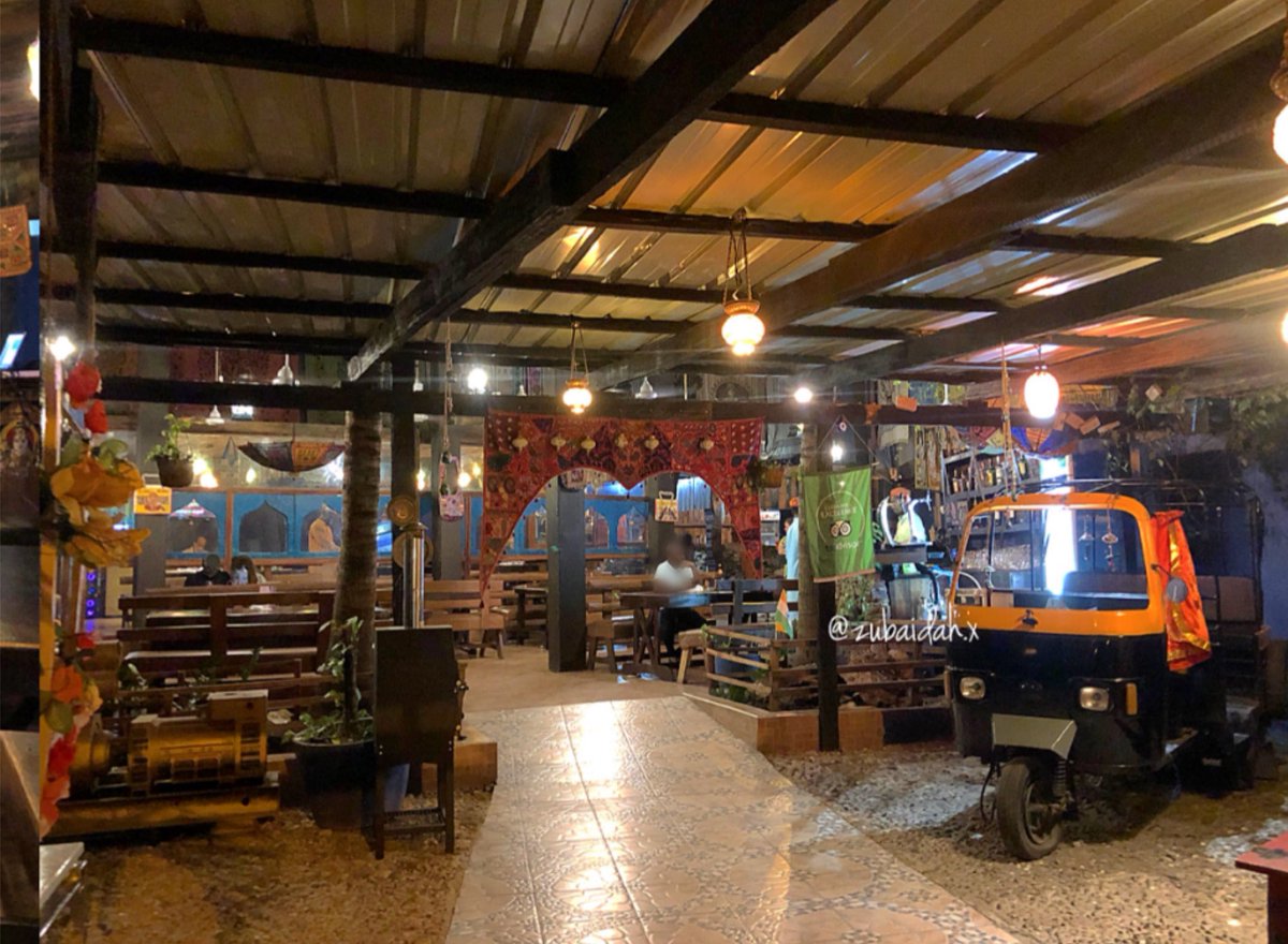 25. Tandoor Indian Restaurant, Labone