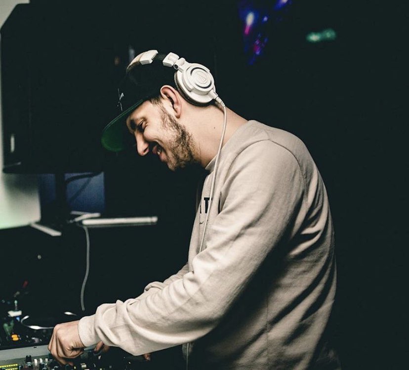 SndsPromising's tweet image. Check out the latest episode on catch up! New music and interviews with Artist/Producer AnansiKwam and Producer/DJ Kelvin Wood! Listen here ➡️ m.mixcloud.com/sohoradio/soun…