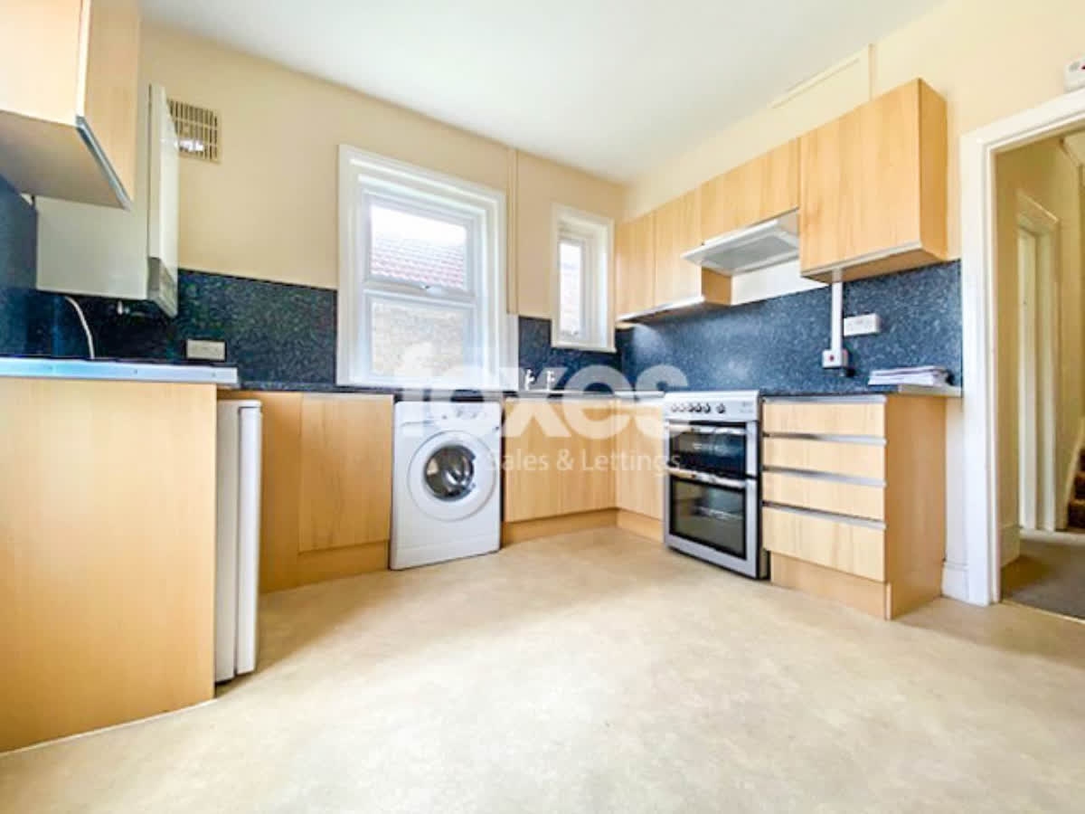 Foxes Sales & Lettings tweet media
