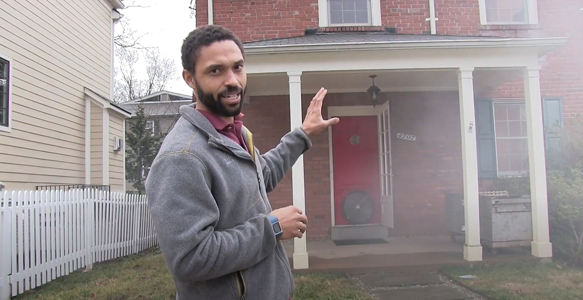 MARKIVBuilders's tweet photo. Did you know that air leaks could cost you as much as $400 a year? See how we find and fill air leaks using a smoke blower machine. https://t.co/VwmfIiivfh https://t.co/9cWQly75uj