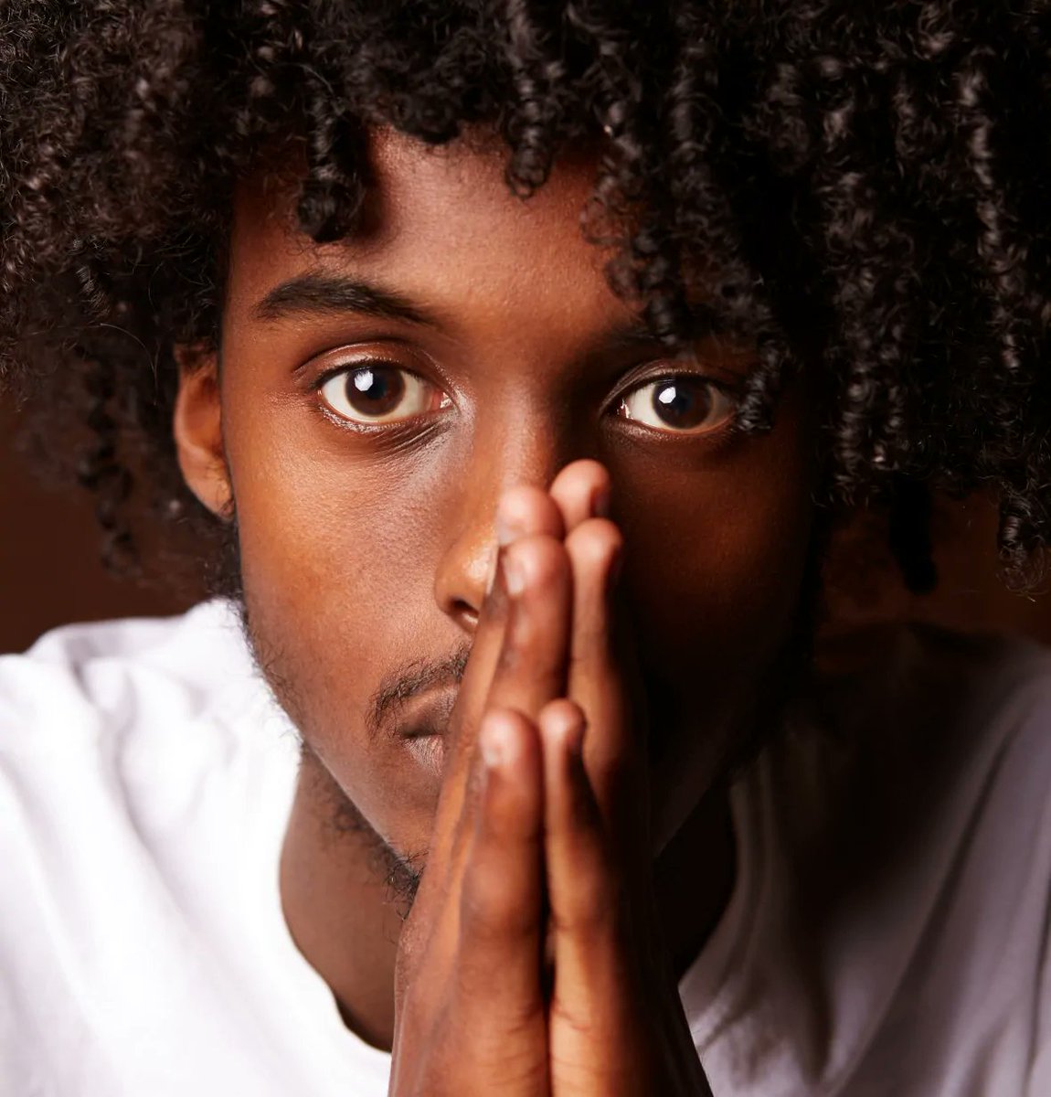CBCOttawa's tweet photo. A new photo series "Portraits of Black Somali Youth from Ritchie" pairs a dozen images of young men from that #Ottawa community with their first-person stories of racial discrimination: https://t.co/7vKxENLlYB https://t.co/wah7PLK174