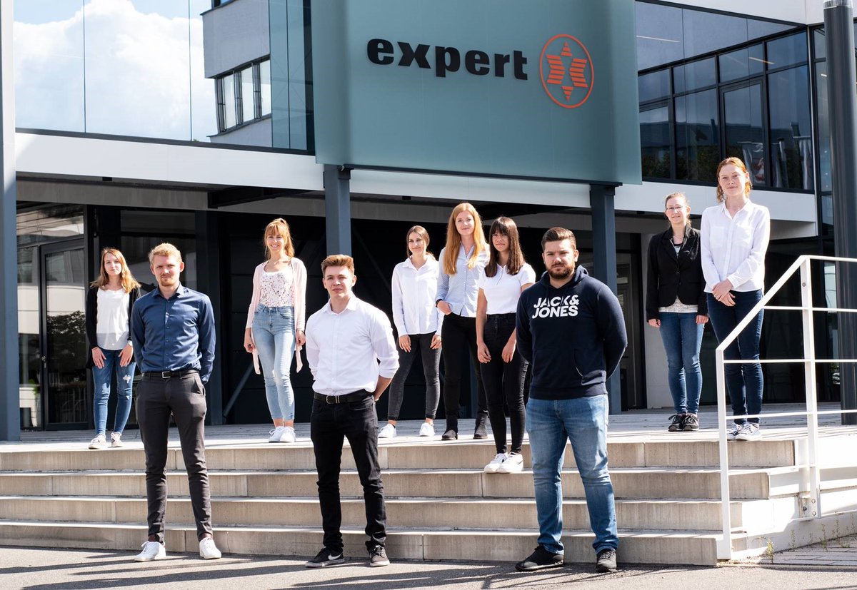 Wir heißen unsere neuen Auszubildenden und Dual Studierende in der expert-Unternehmenszentrale ganz herzlich willkommen. Unsere Pressemitteilung: bit.ly/30qQUmv
#expert #mitdenbestenempfehlungen #expertinternationalretail #ausbildung #dualesstudium #berufseinstieg