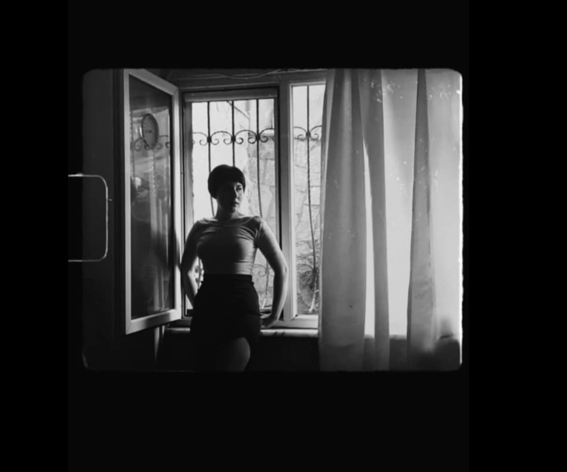 dergyCom's tweet photo. HABER 🎧| Nemf, synth pop tarzı çalışması 1997 ile köklerine yolculuk yapıyor. "Venüs Öldü" parçası ise dünyada şiddet sonucu yaşamını yitiren tüm kadınlara ithaf edilmiş.
@OnAirSahne #nemf #1997 #dergy
https://t.co/Jzq4xvncAf https://t.co/CZ4Hlx7RkT