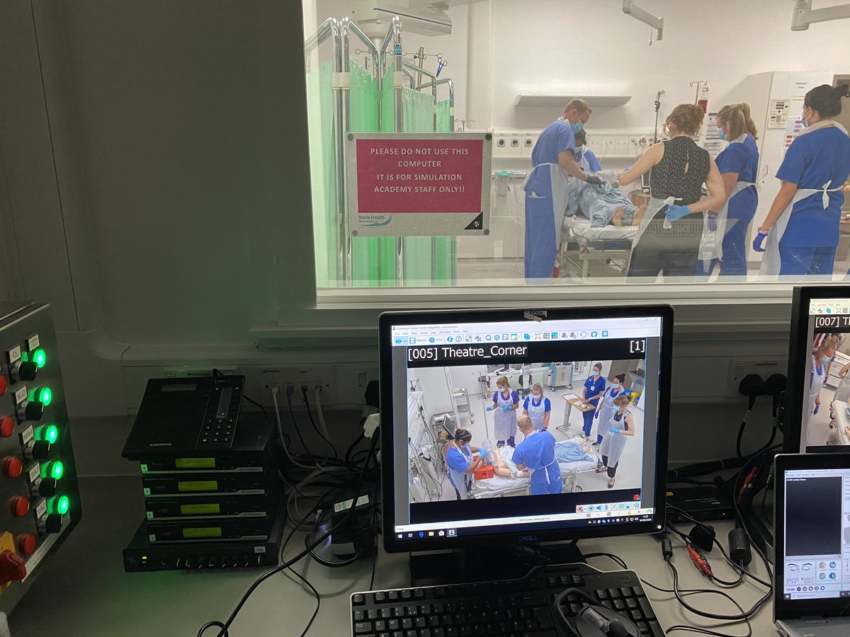 RLH_EDPDNs's tweet photo. The #traumasims are now well and truly underway. #nurse #education #traumanursing https://t.co/0bgxT714Wc