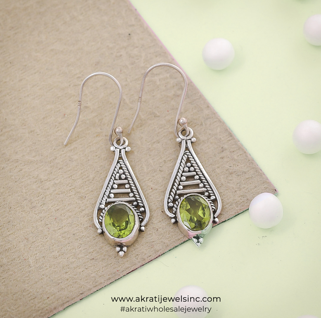 #AugustBirthstone: #Peridot is a French word that is derived from the Arabic word 'faridat' meaning gem. 

#akratijewels #jewelrywholesaler #silverjewelry #fashionjewellery #925silverjewellery #wholesalejewelrymanufacturer #jewelleryexporter #jewelrymanufacturer