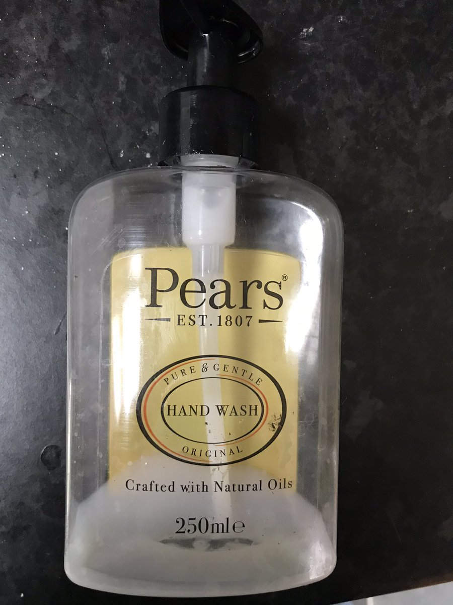 robynlynevans's tweet image. And then like buses...along comes another!

Yna fel bysiau...

#2: utility room soap

#peterpears
#britten
#sudslaw