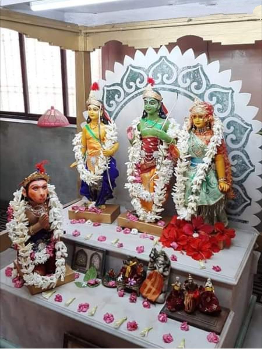 ShrI rAmaH. Griha devata of Bandyopadhyaya family of Santra gachi, Howrah. Nitya puja.