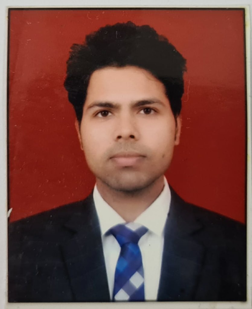 A Father’s Legacy

During my stint as ACP Sadar Bazar Inspector V.K Singh was my additional SHO. He died in the year 2014, his son Gaurav was a teenager then. 
Gaurav has cracked CSE today. 
Apart from his hard work I believe this a result of Singh Saab’s good deeds. 
#karma