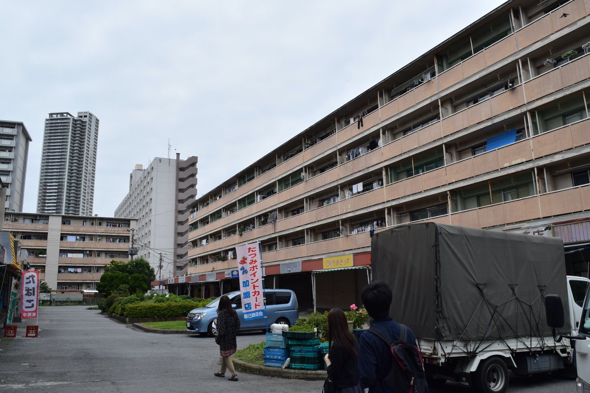 公団ウォーカー てるる 都営辰巳一丁目アパートの見所は激渋な商店街です 日本懐かし団地大全 団地 公団ウォーカー てるる 都営辰巳一丁目アパートの見所は激渋な商店街です 日本懐かし団地大全 団地