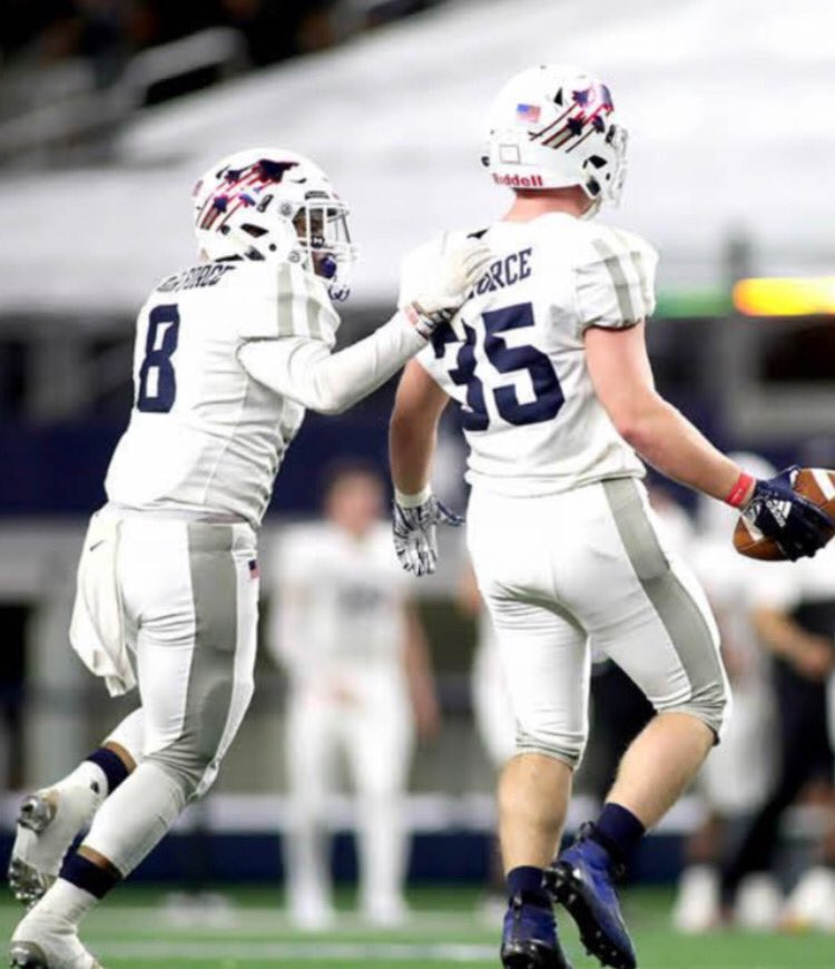 AlPopsFootball's tweet photo. @CoPreps That's my U.S. National Team Linebacker right there! Kid can lay the wood! 💪💪💪 https://t.co/myYZkBaUGP