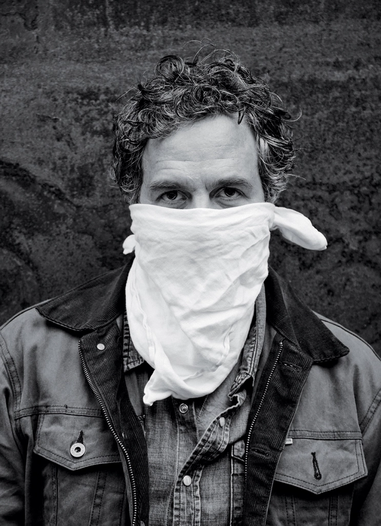 MarkRuffalo's tweet photo. I #WearAMask because I care about other people around me. It’s that simple.

📸 : Thomas and Pernille Loof https://t.co/UBDaSKRASX