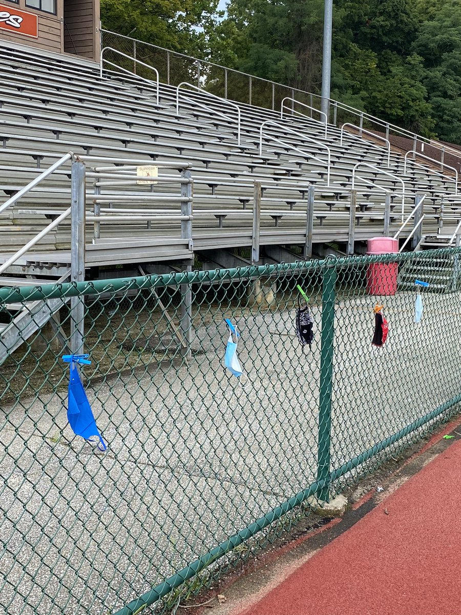 IHBravesAT's tweet photo. Indian Hill Football - even their masks are practicing social distancing. Go Braves!! #IWantASeason   @ihbravesad @ihsuperbrave @IHSchools @IHHSPrincipal @ihdogmen @OHSAASports https://t.co/lB2abpnRoh