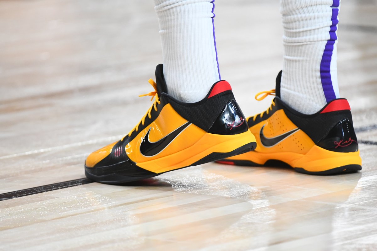 nike kobe v protro bruce lee