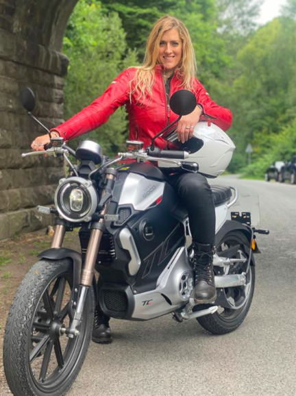 EngElecMotCo's tweet photo. 'This is an ideal learn or first motorbike. It is madness given how nippy and fun it is. You can ride the Super Soco TC Max on a CBT..This makes it an ideal bike for new riders and commuters!'⚡️https://t.co/7bRA4VAFrz @TheGirlOnABike @supersocouk #supersoco #upgradetoelectric https://t.co/mmDa1f1iXK