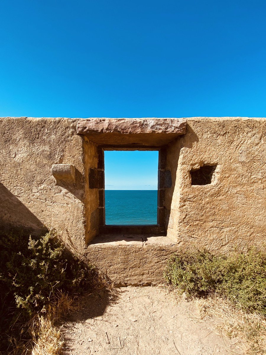 BatJu75's tweet photo. Fenêtre avec vue sur mer
#laboitaphoto
#ete #Summer #paysage #mer #sea #Bretagne #ValAndre #photo #photooftheday #photography #paysageBreton https://t.co/pLeYira9pR