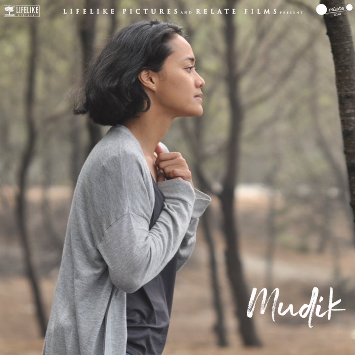 AsmaraAbigail's tweet photo. Sebentar lagi di @Molatv_id 
Aida oleh Putri Ayudya

#mudik #filmmudik #filmmudik2020 #filmindonesia #filmindonesiaterbaru #filmindonesia2020 #filmindonesiaoriginal #relatefilms #lifelikepictures #focusedequipment https://t.co/wnJlnpSJ5T