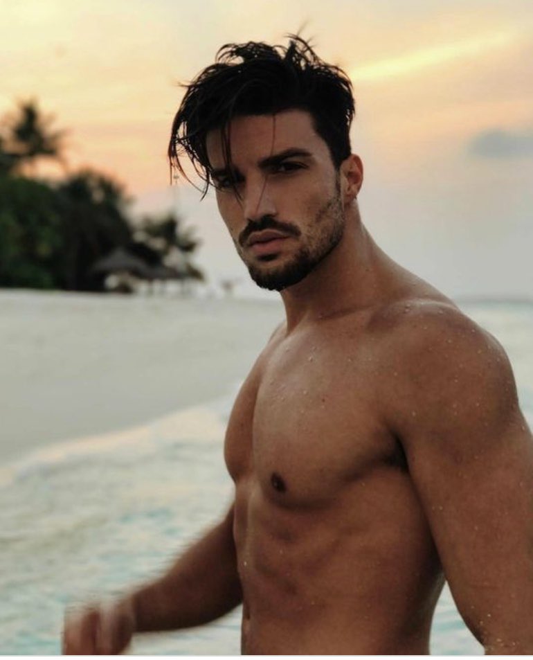 ErebusAnd's tweet photo. Just a morning swim to clear my head before the first round of dates. I’m glad I checked out Cannes beforehand, it gave me time to enjoy it all before the cameras got here. #HeartofDarkness #LoveMeLoveNot #InthePantheon #DarkIsTheNewFun https://t.co/ty0EFEzfCM