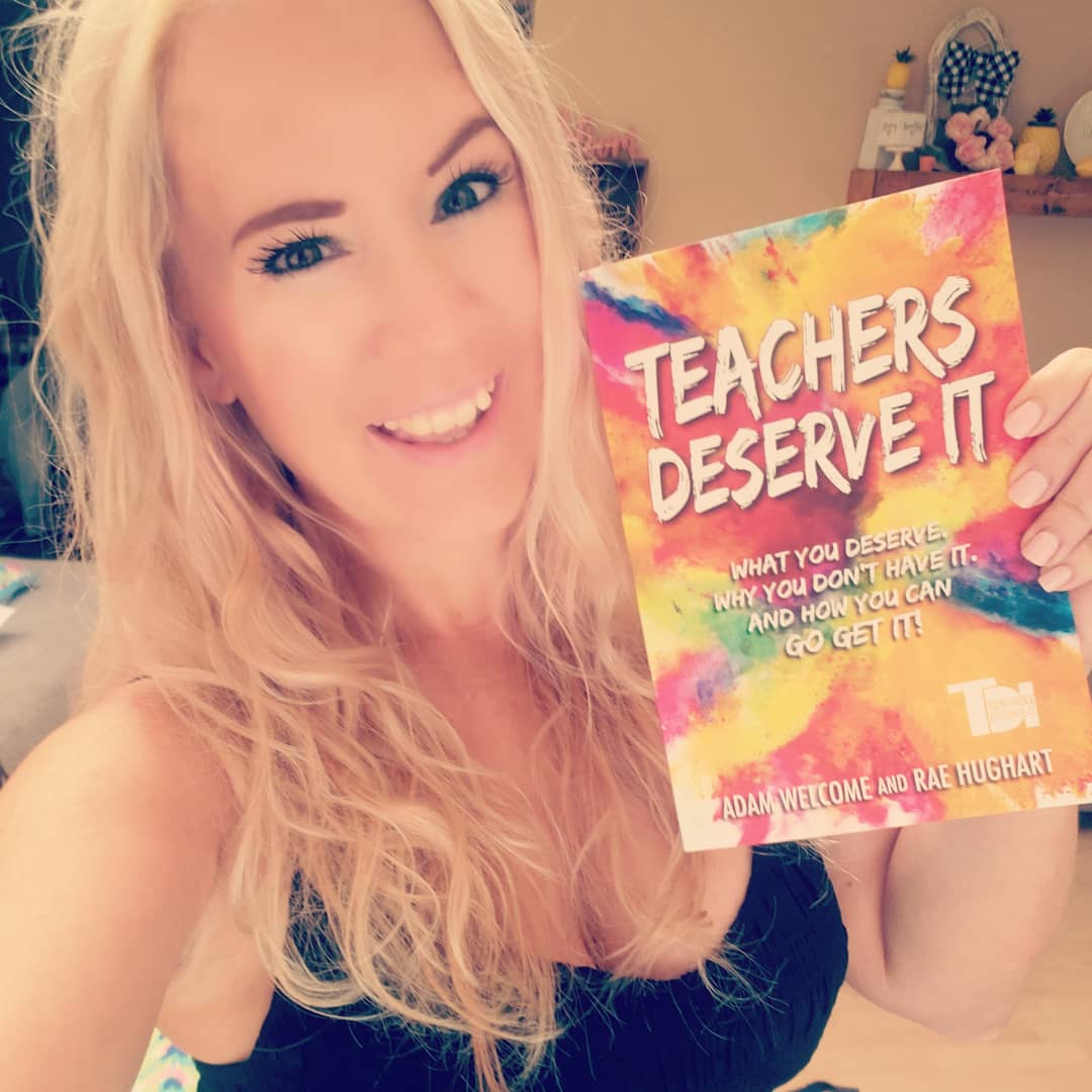 Carly Spina tweet media