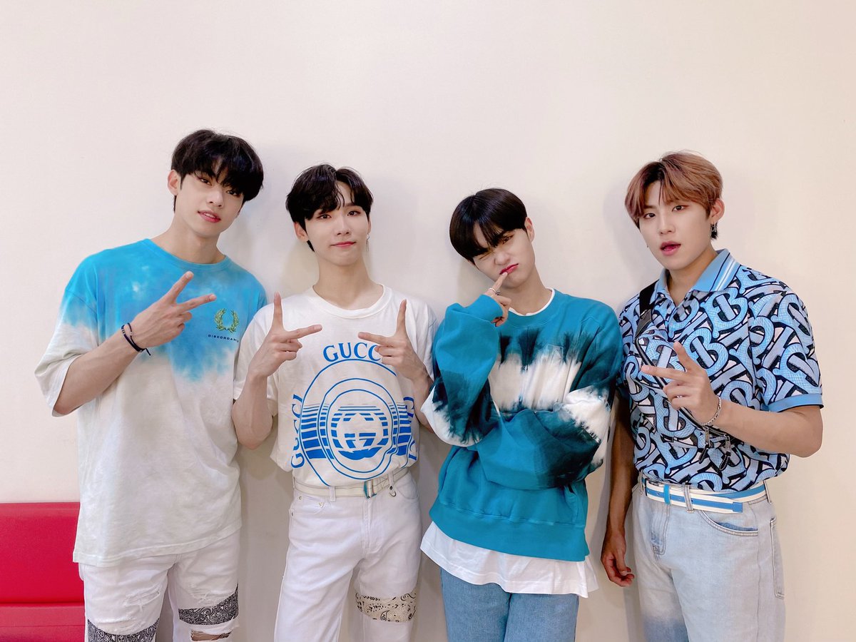AB6IX tweet media