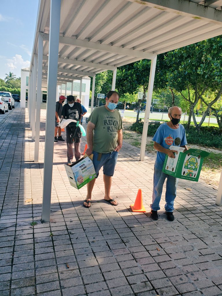 miamibeachadult's tweet photo. Meal distributions continue @nms_sharks from 10am to 1pm! Come and join us for tasty meals π #ignitethevision #SoarToNewHeights #MBATeam @MDCPSOperations @LuisEDiazDEOA https://t.co/hORmZtIVgy