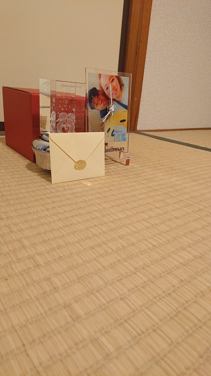 0918shoki0804's tweet photo. 今日は2年記念日☺
プレゼントもらった！
いつもありがとう。これからもよろしく！😘 https://t.co/otT768McXx
