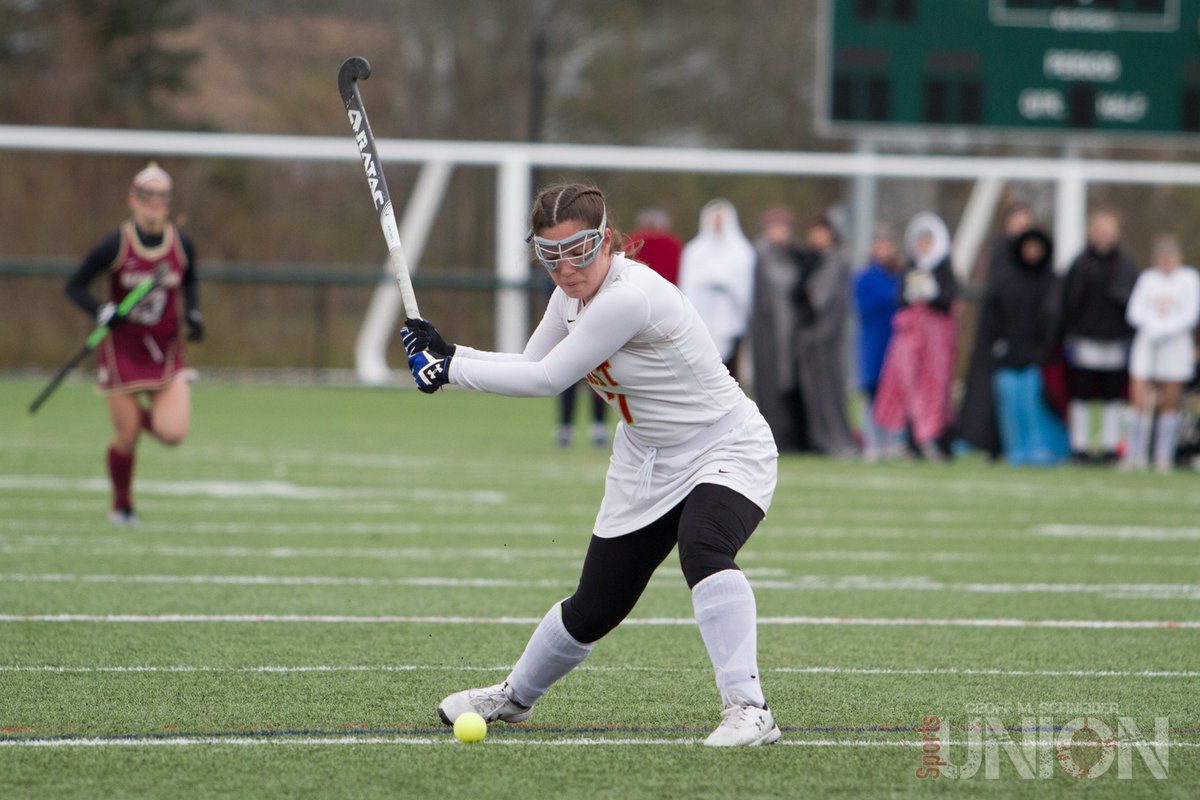 sportsunionwny's tweet photo. We are back with some features on our website, after taking a min vacation, check out the story on @JennaCavalieri of the Will East field hockey team @willeastflames https://t.co/KhZzUX6Ftk @CavalieriJody https://t.co/wcnUivDap4
