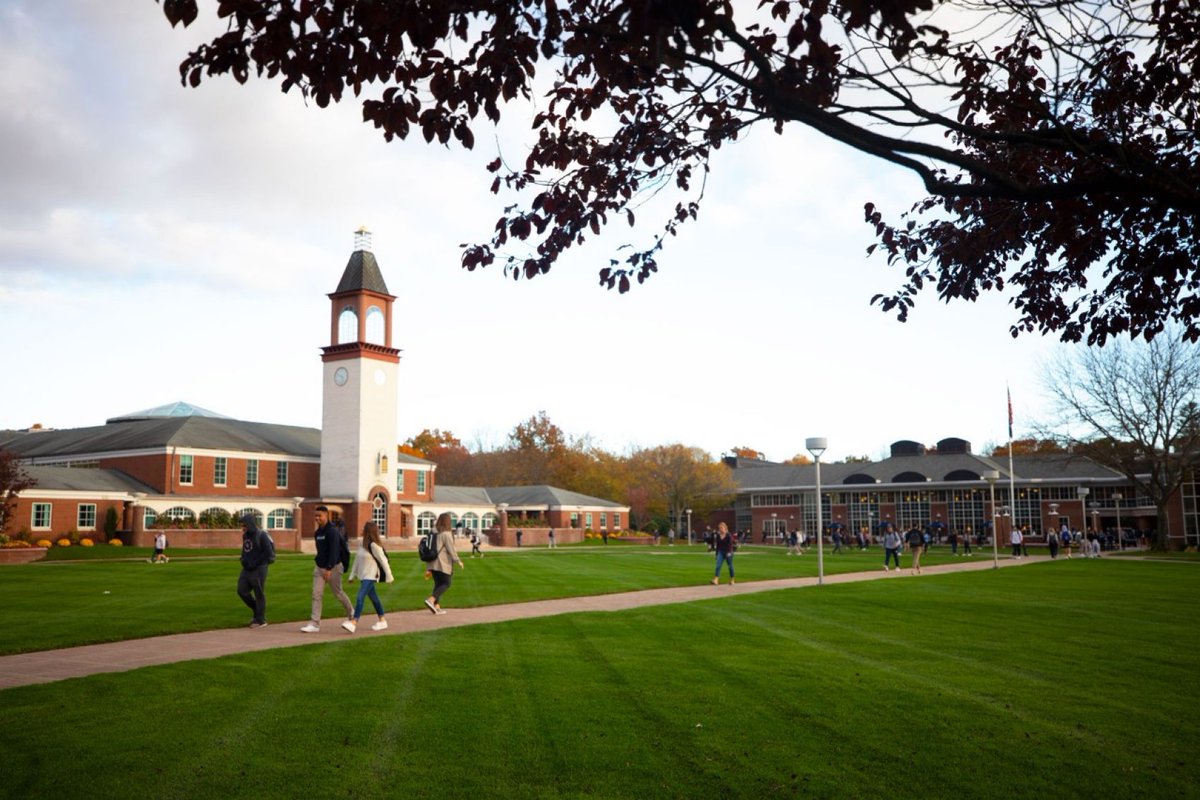 QuinnipiacU's tweet photo. For the second consecutive year, Quinnipiac has been named the top college in the United States for successful career placement following graduation by https://t.co/ZN8otIEGob!

Learn more: https://t.co/h419Nrc7l9 https://t.co/hFPaxKBP14