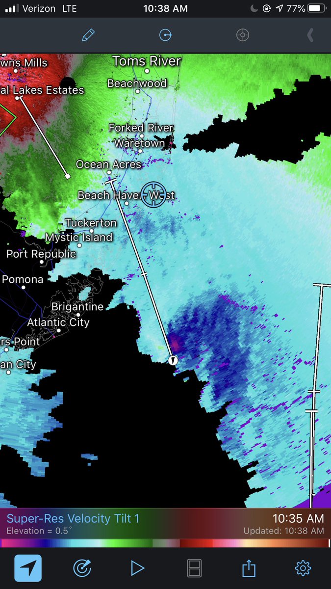 Large cell with strong rotation will be coming ashore LBI within 30 minutes. Waterspout likely . Have a plan Incase a tornado warning is issued ⚠️ <a href="/HCPolice/">Harvey Cedars Police Department 🇺🇸</a> #NJwx