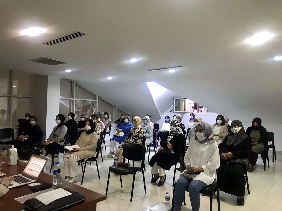 akkadinbursa's tweet photo. İl Kadın Kolları Başkanımız Sn. Emel Gözükara Durmaz başkanlığında yönetim kurulu toplantımızı gerçekleştiriyoruz. https://t.co/1zLYNHqh0I