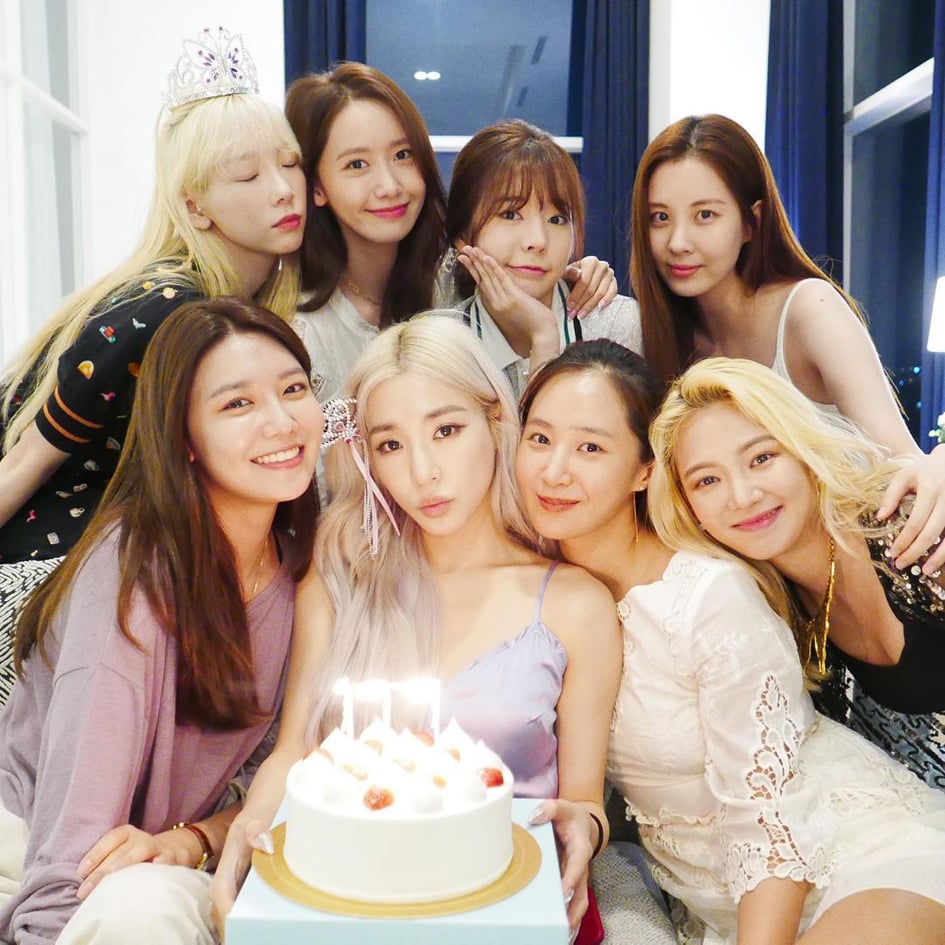 Sallyna0805's tweet photo. 지금은 소녀시대 
앞으로도 소녀시대 
영원히 소녀시대 
Bây giờ là SNSD
Sau này là SNSD
Mãi mãi là SNSD
#13SummersWithGG
#13년째_지금은_소녀시대
#GG4EVA
@GirlsGeneration https://t.co/v5kPBQacqE